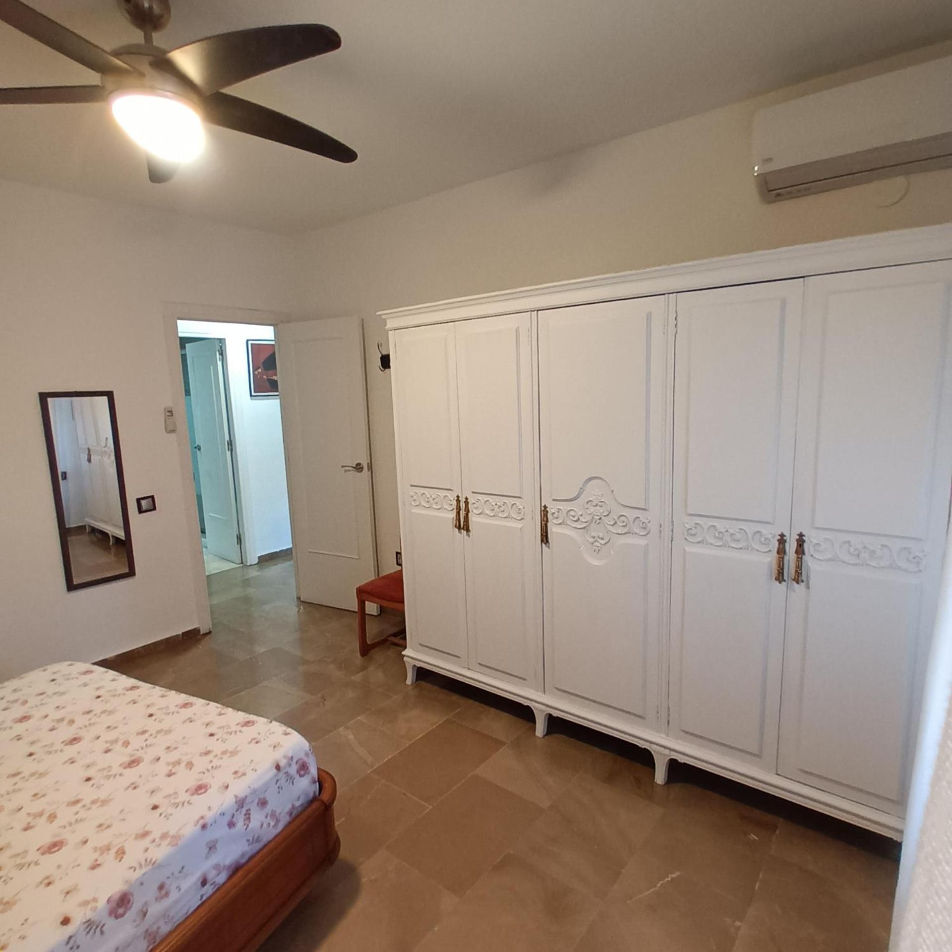 Piso En El Centro De Granada Con Garaje Incluido Gratis Lägenhet Exteriör bild
